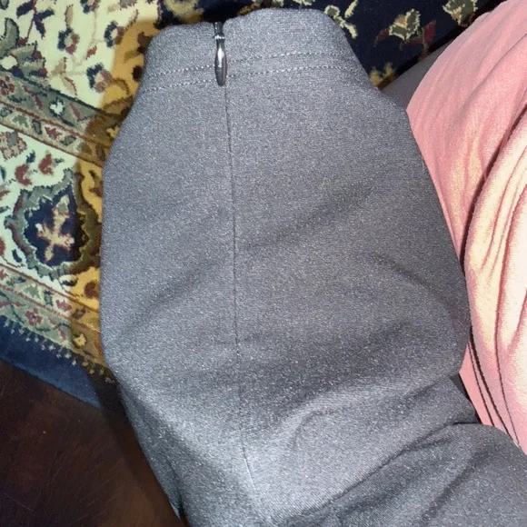 Akris Punto Black V-Neck Sleeveless Top - Picture 7 of 7